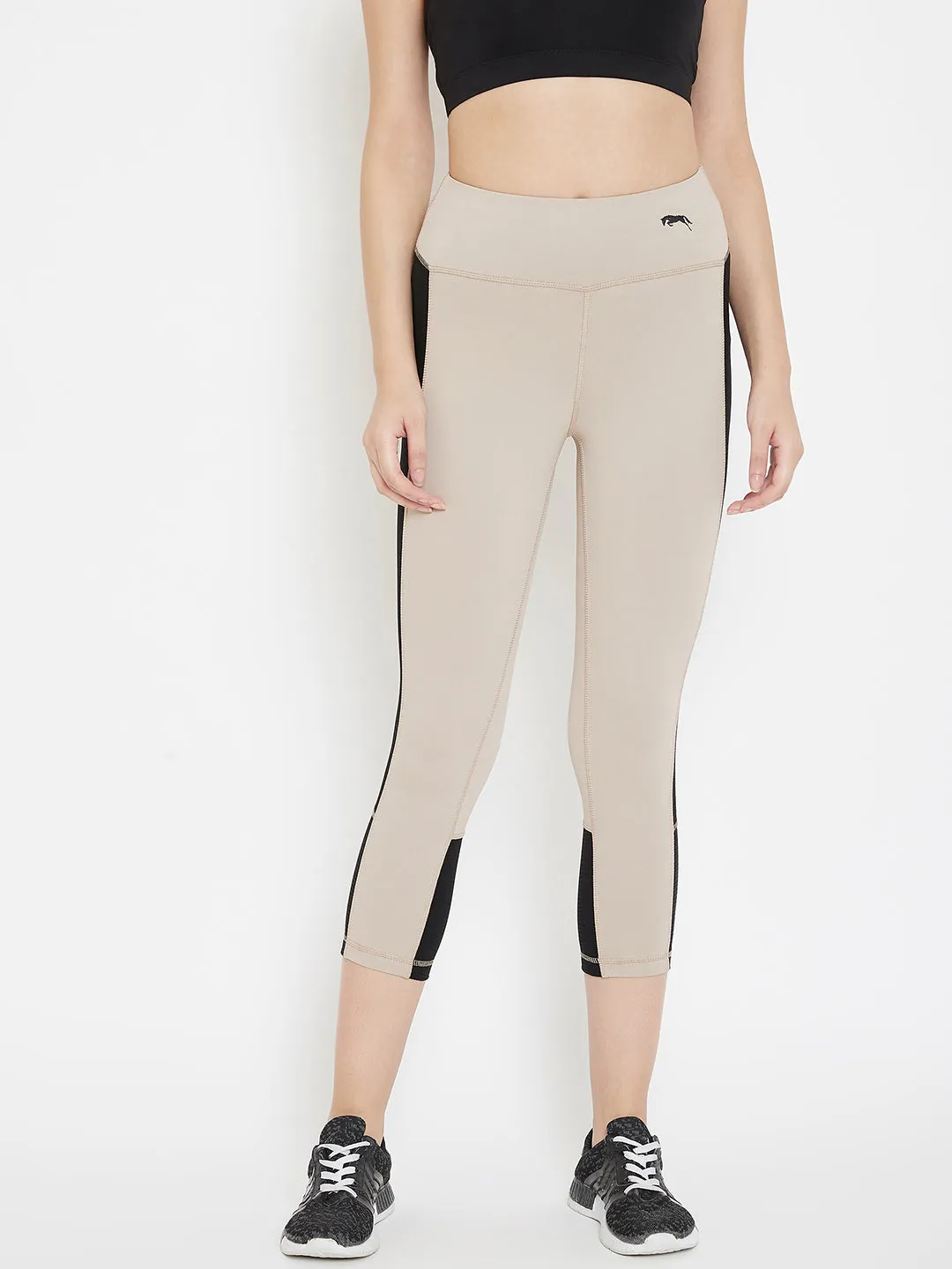 JUMP USA Women Beige & Black Active Wear Tights