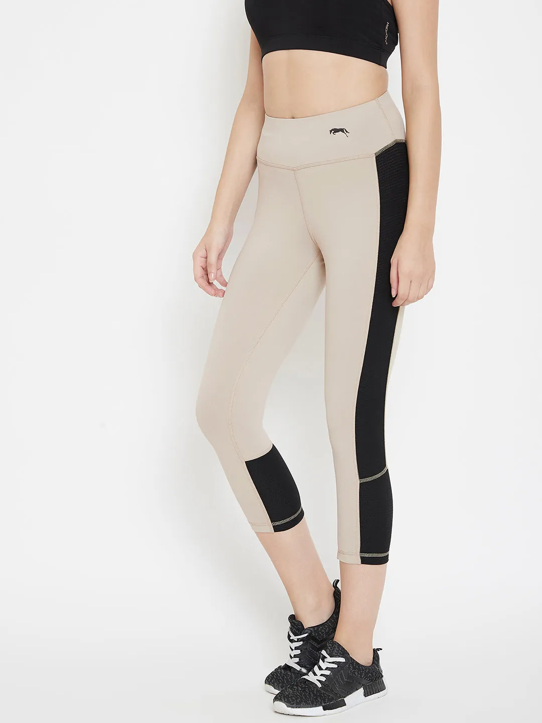 JUMP USA Women Beige & Black Active Wear Tights