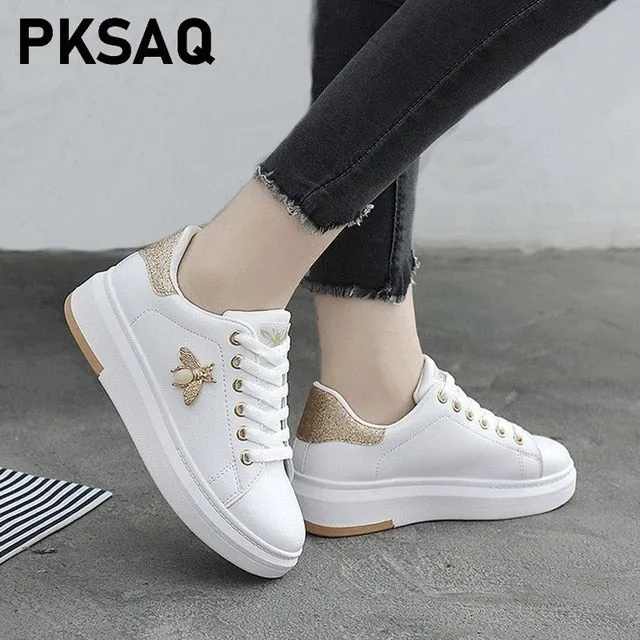 Women Casual Shoes 2019 New Women Sneakers Fashion Breathable PU Leather Platform White Women Shoes Soft Footwears Rhinestone